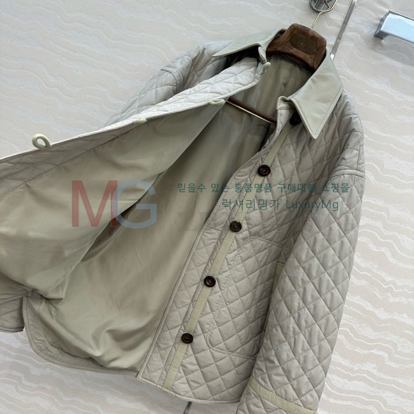 ���� �η�**�� �е� ���� LP297876-11