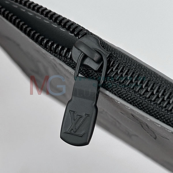 ̺   M81115-203