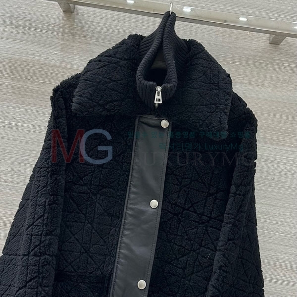   þ   Ʈ DO6134054-7