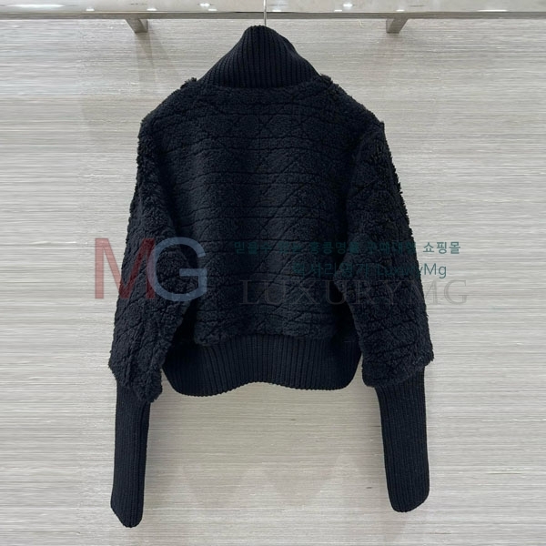   þ   DO6134054-10