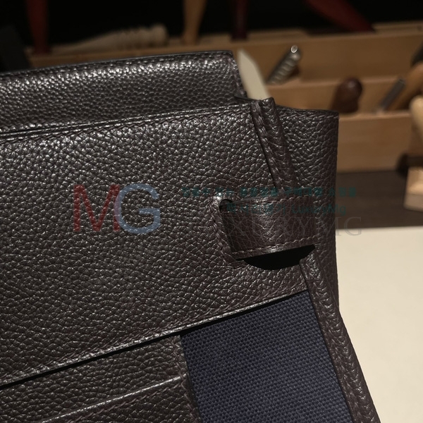 ޽ 35 Ų H240060-102