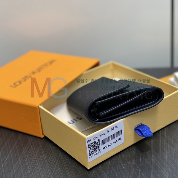 ̺   M26250-1