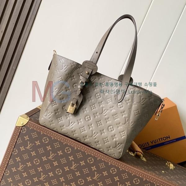 ̺ ο PM  M25890-1