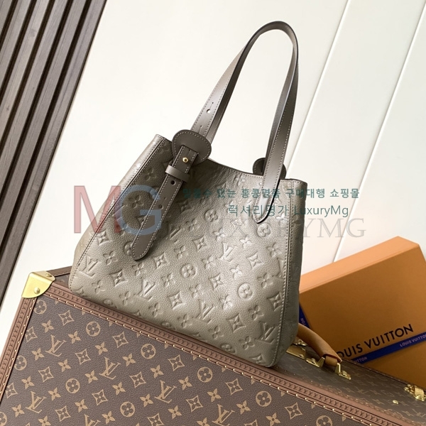 ̺ ο PM  M25890-1