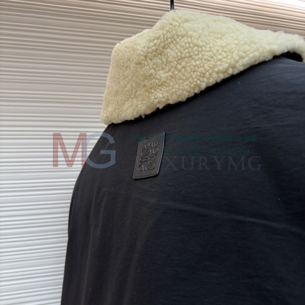  ο ٿ е  LW1761418-1