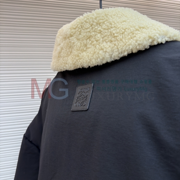  ο ٿ е LW1386051-2