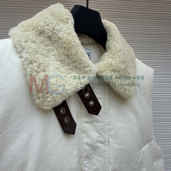  ο ٿ е  LW1761418-2