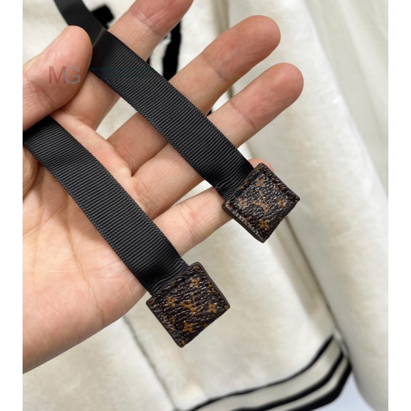  ** þ  LV325741-1