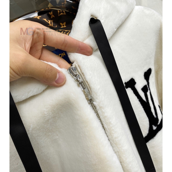  ** þ  LV325741-1