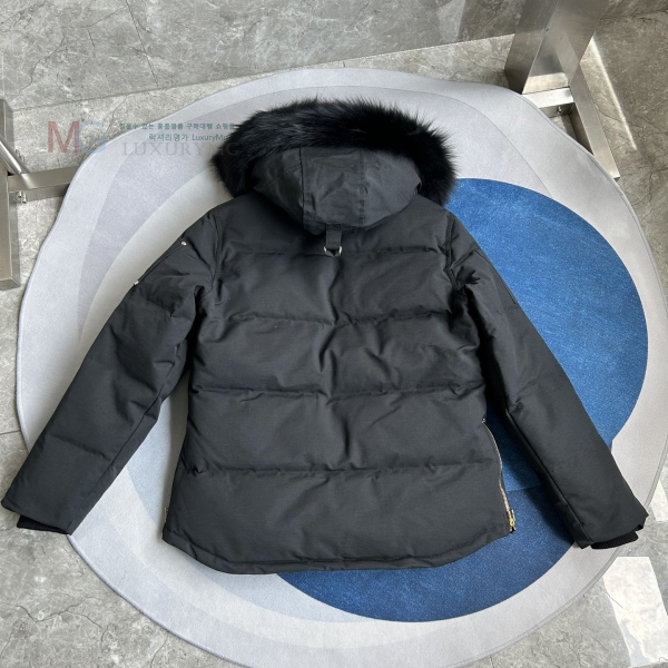  Ŭ ٿ е M68K2110252-1