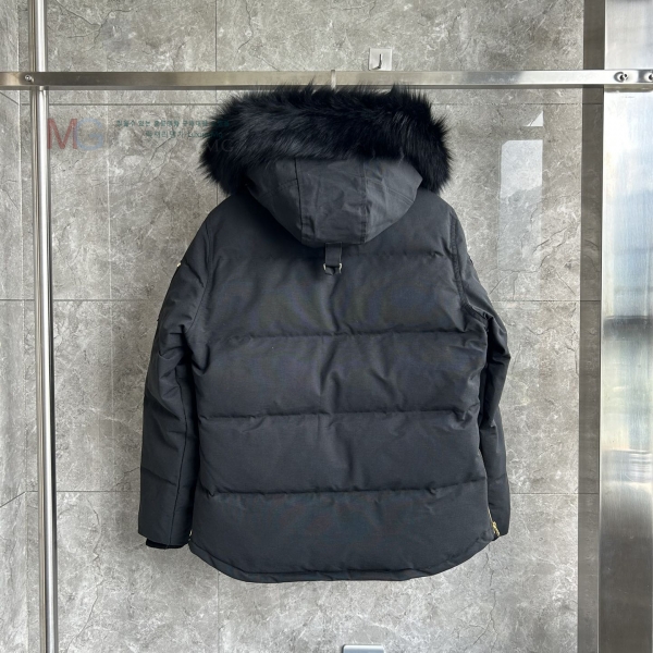  Ŭ ٿ е M68K2110252-1