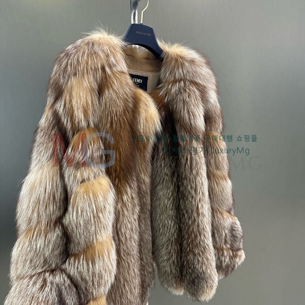   þ   FEND234008-6