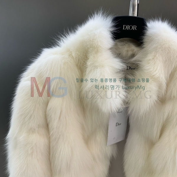   þ   DO8234077-22