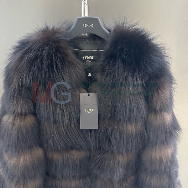   þ   FEND234008-9