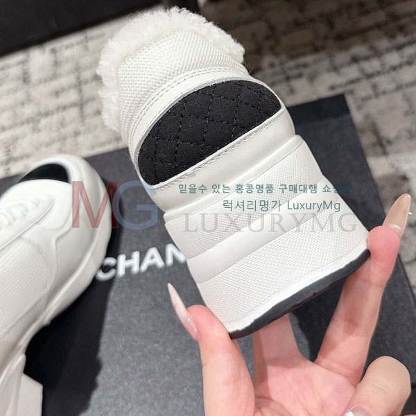 ���� ��* ĳ�־� ����Ŀ�� AT555031