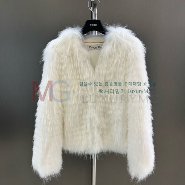   þ   DO8234077-34