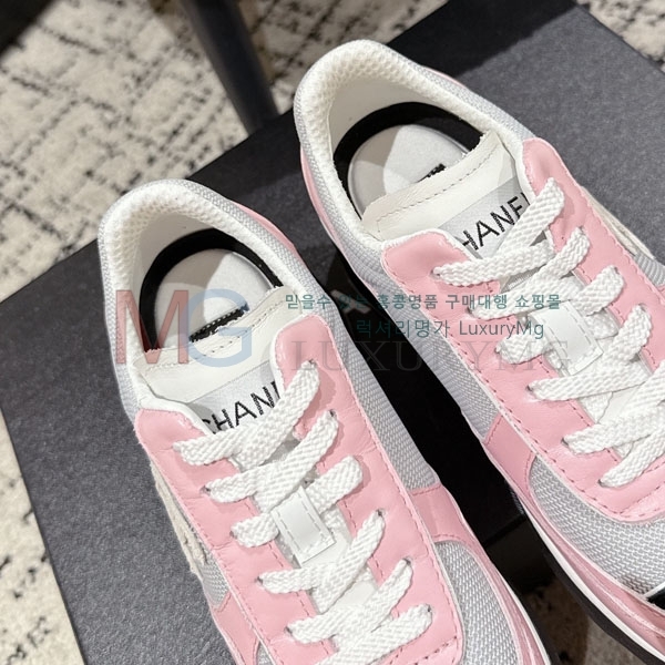  * ĳ־ Ŀ AT555033-3