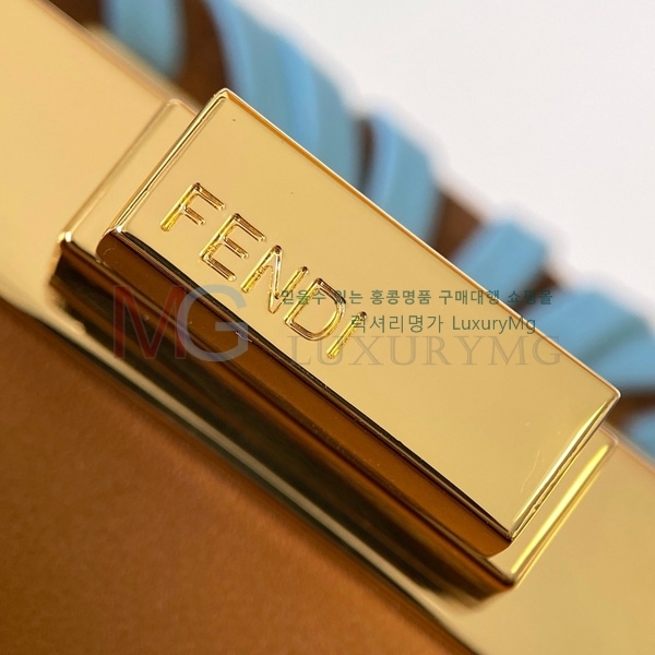  ī ̾ ڴ ̴ F0095001-1