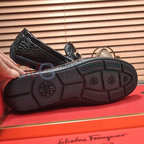  ䷹ ĳ־  FO251112-1