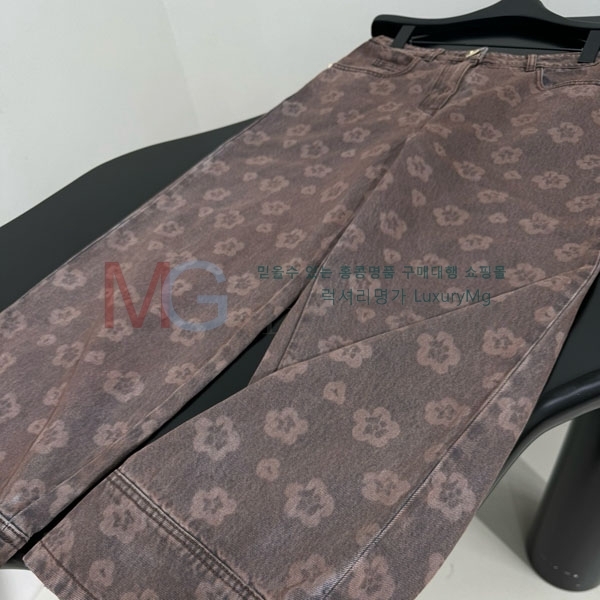 ���� ��* ���� ���� CH34070-4