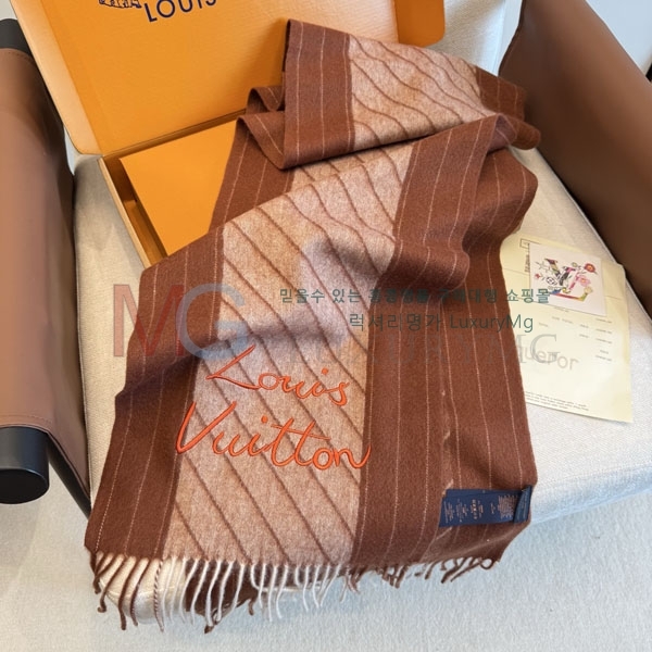 ̺ ÷/ī L82817372-1