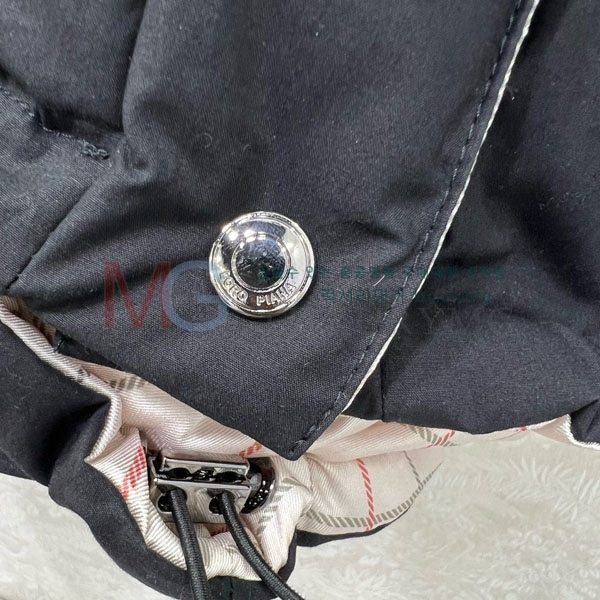 ���� �η�**�� �ٿ� �е� LP2923022-1