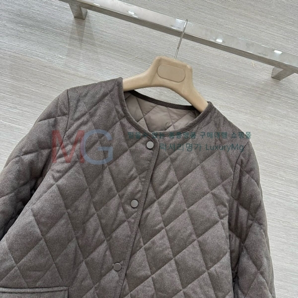 ���� �η�**�� �ٿ� �е� LP2923022-3