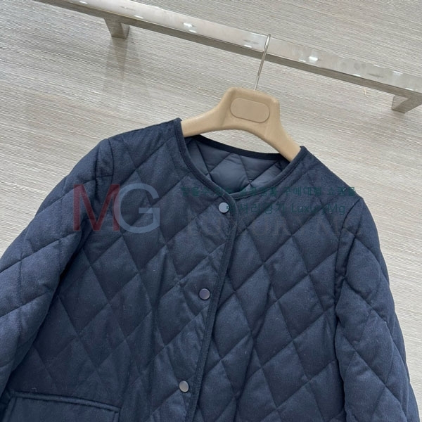 ���� �η�**�� �ٿ� �е� LP2923022-4