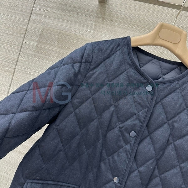 ���� �η�**�� �ٿ� �е� LP2923022-4