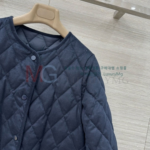 ���� �η�**�� �ٿ� �е� LP2923022-4