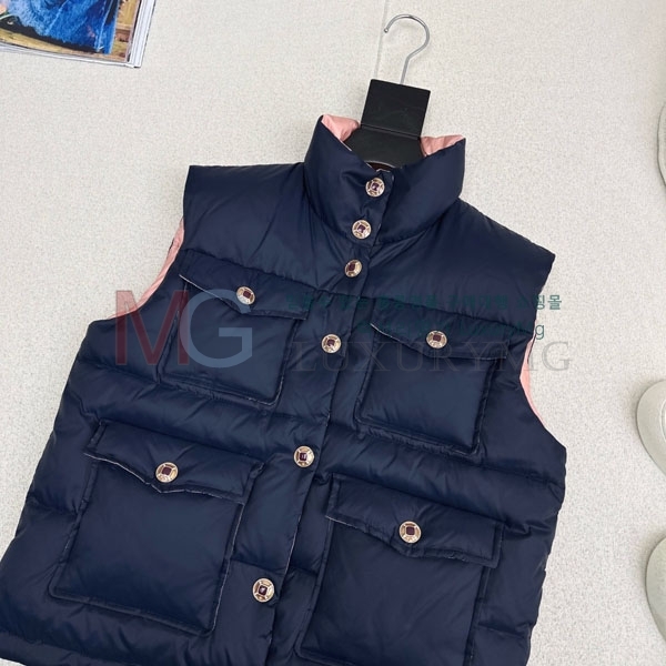  * ٿ е  CH2343408-7