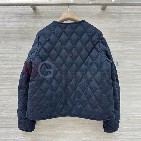 ���� �η�**�� �ٿ� �е� LP2923022-4