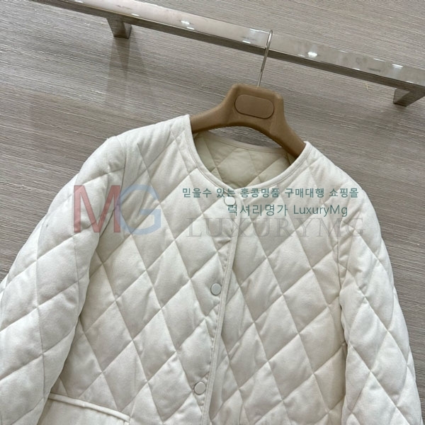 ���� �η�**�� �ٿ� �е� LP2923022-5