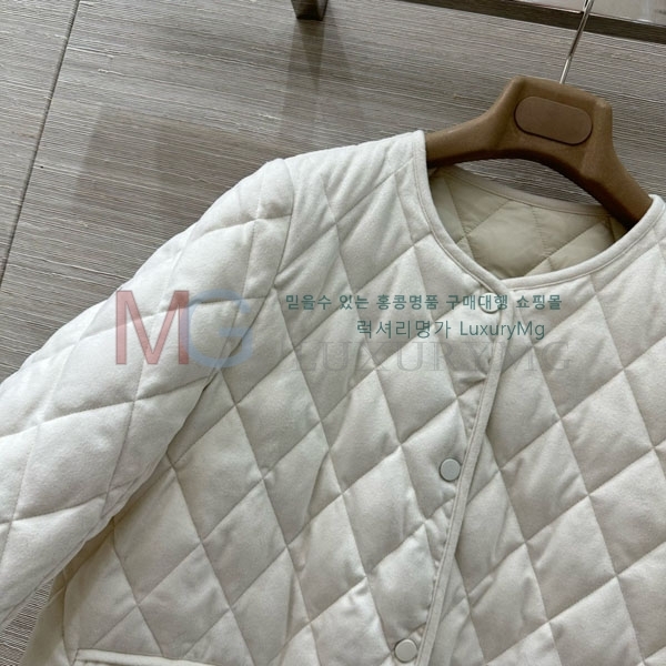 ���� �η�**�� �ٿ� �е� LP2923022-5