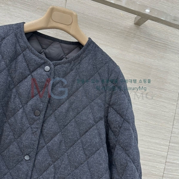 ���� �η�**�� �ٿ� �е� LP2923022-6