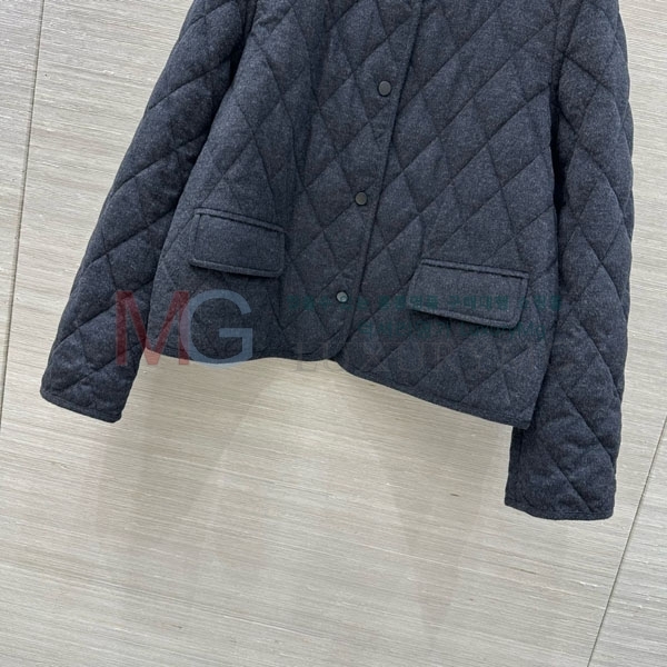 ���� �η�**�� �ٿ� �е� LP2923022-6