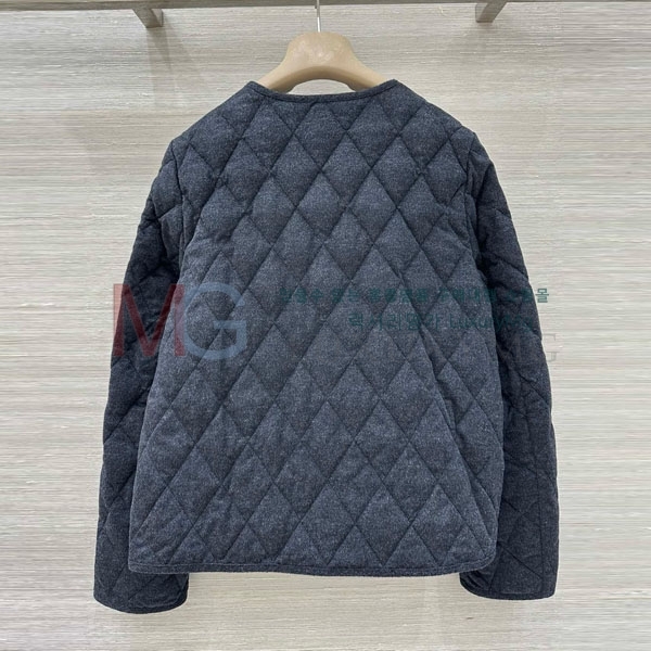 ���� �η�**�� �ٿ� �е� LP2923022-6