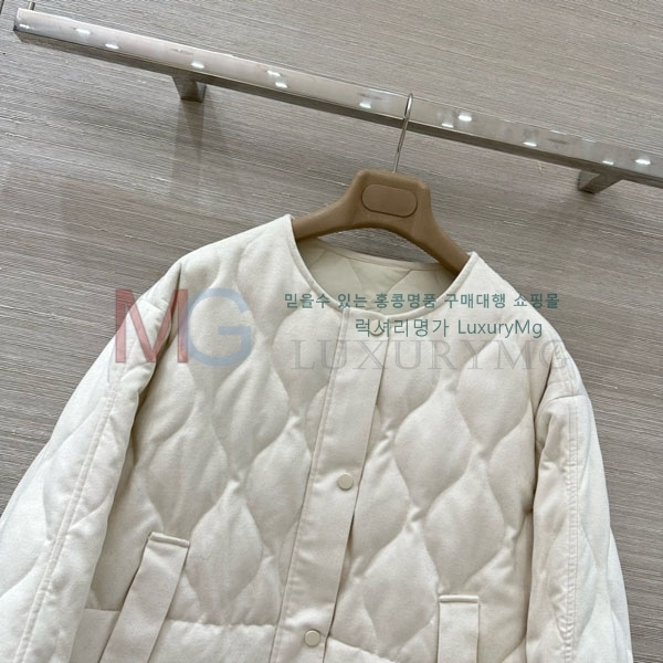 ���� �η�**�� �ٿ� �е� LP2923022-7