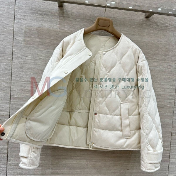 ���� �η�**�� �ٿ� �е� LP2923022-7