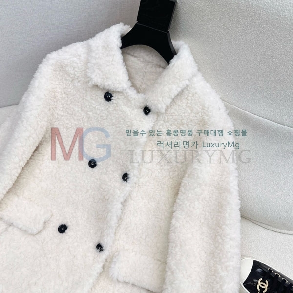  η** þ   Ʈ LP2324077-5