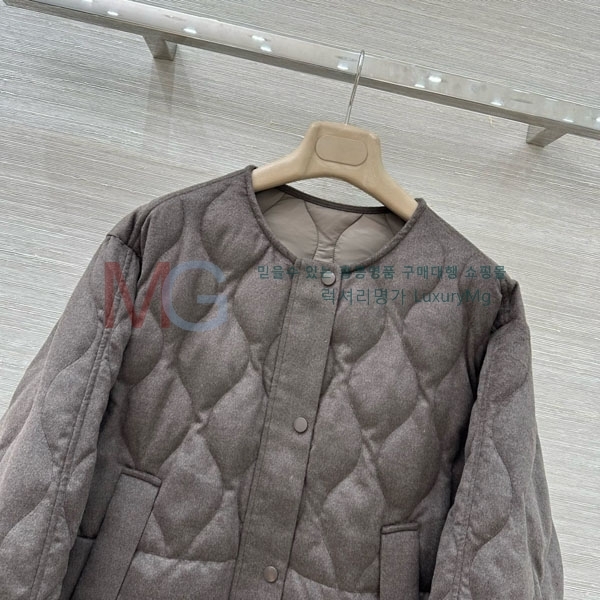 ���� �η�**�� �ٿ� �е� LP2923022-8