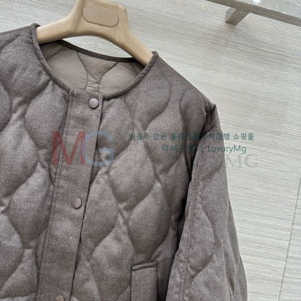 ���� �η�**�� �ٿ� �е� LP2923022-8