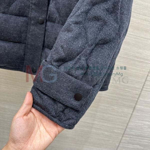 ���� �η�**�� �ٿ� �е� LP2923022-9