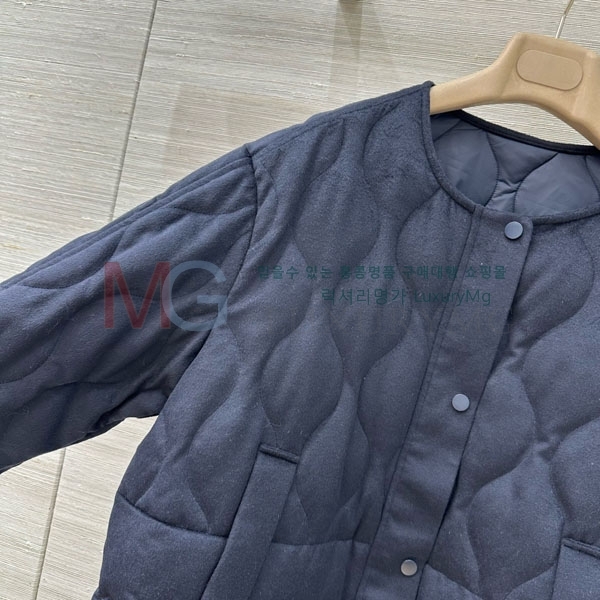 ���� �η�**�� �ٿ� �е� LP2923022-10