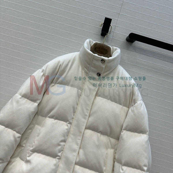 ���� �η�**�� �ٿ� �е� LP2923022-11