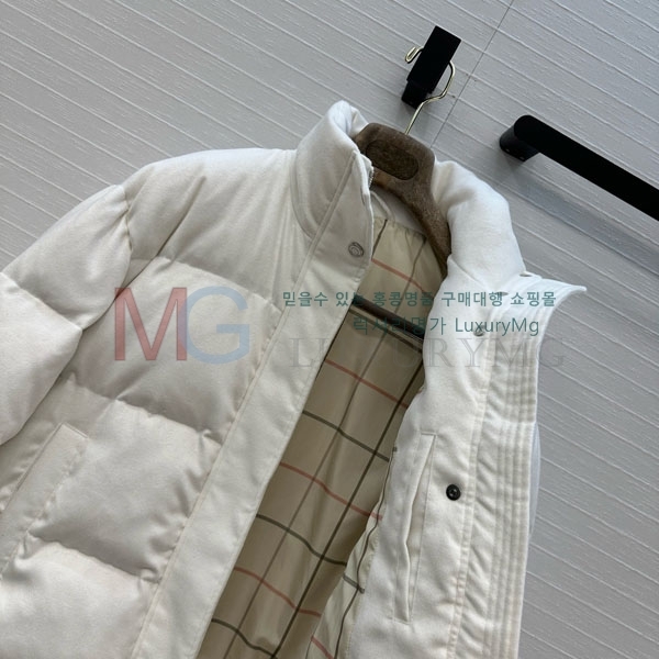 ���� �η�**�� �ٿ� �е� LP2923022-11