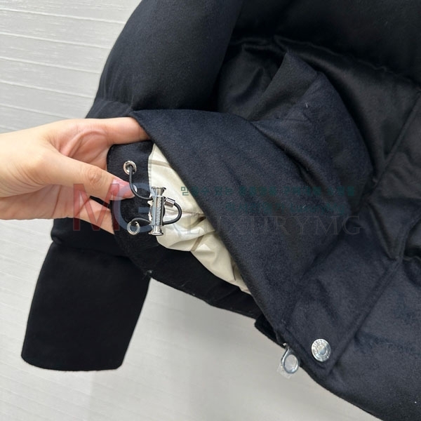 ���� �η�**�� �ٿ� �е� LP2923022-12