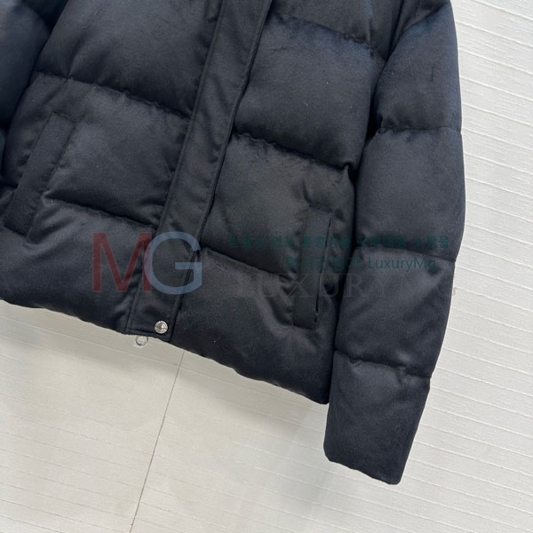 ���� �η�**�� �ٿ� �е� LP2923022-12