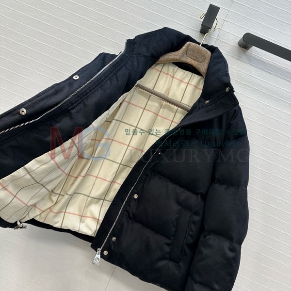 ���� �η�**�� �ٿ� �е� LP2923022-12