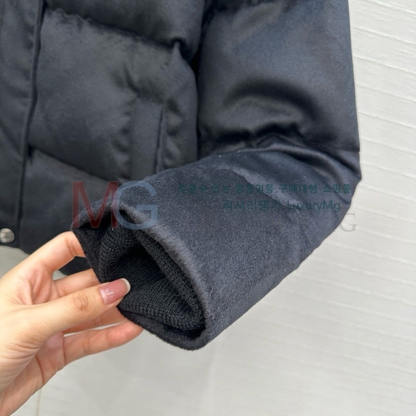 ���� �η�**�� �ٿ� �е� LP2923022-12